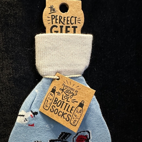 Christmas Cheer LOL Snowmen Bottle Socks by Primitives by Kathy - Picture 11 of 11